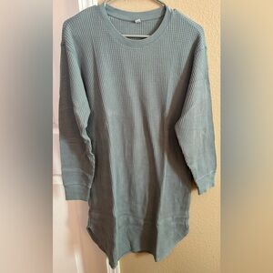 Uniqlo Light Gray Ribbed Knit Sweater